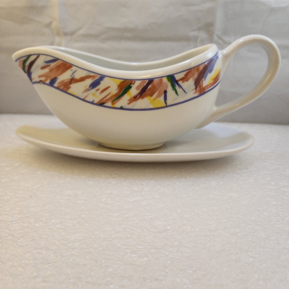 1980's Gravy Boat Distributed by McCrory Stores
